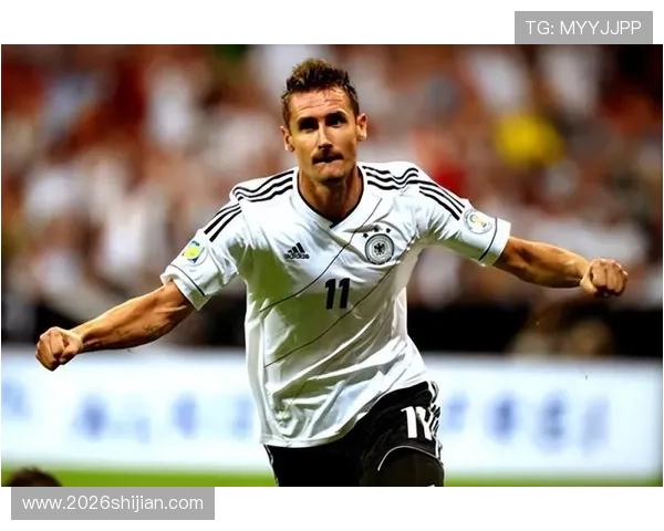 深入分析历届世界杯射手榜最新排名，揭示哪些球员在历史上留下了最耀眼的射门足迹